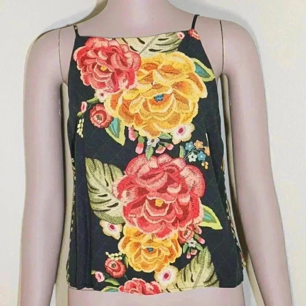 Farm Rio Floral Print Cropped Tank Top Size Small Spaghetti‎ Strap Tank Casual